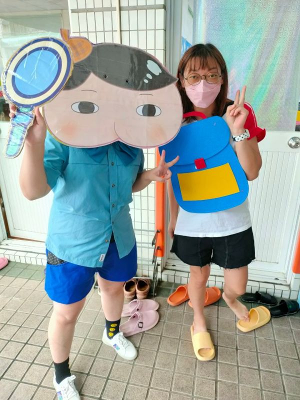 助教Ms. Nini 助教Ms. Nini